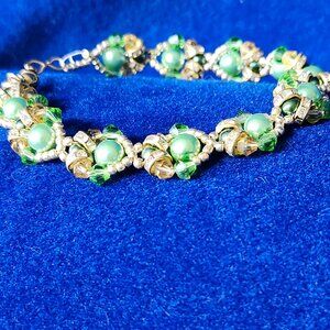 Evening Glam Green Flux Pearl Beaded Bracelet